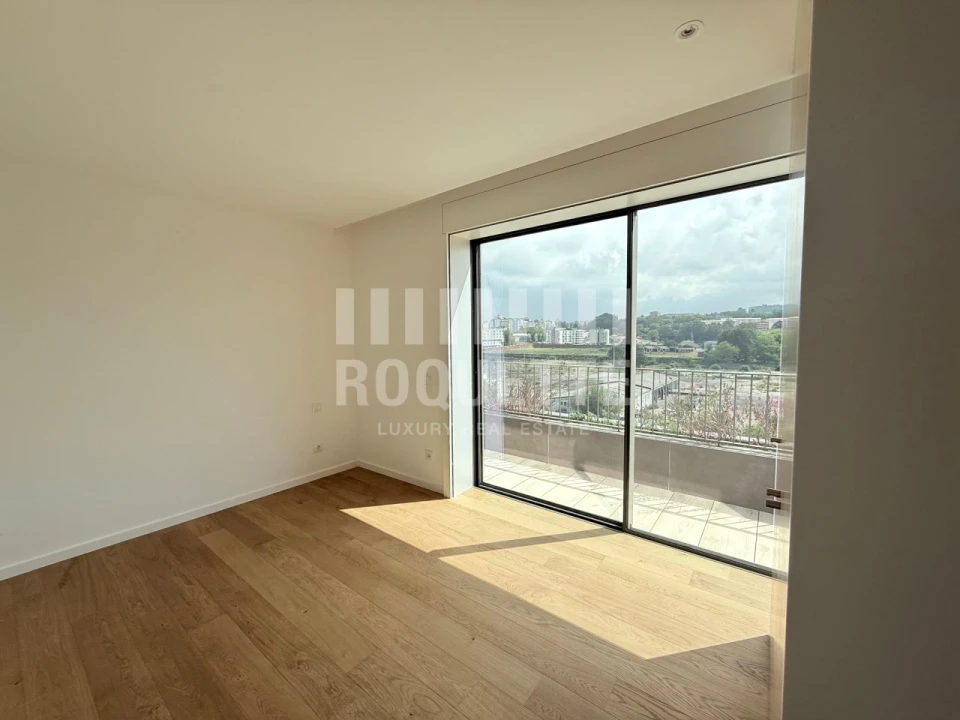 Apartamento T4 para Venda em Matosinhos e Leça da Palmeira Foto 32