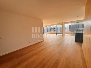 Apartamento T4 para Venda em Matosinhos e Leça da Palmeira