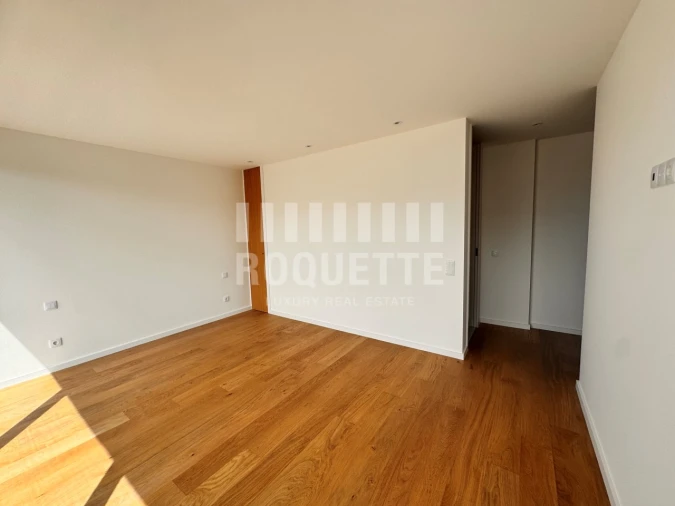Apartamento T4 para Venda em Matosinhos e Leça da Palmeira Foto 15