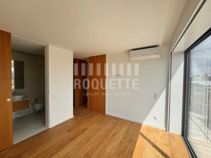 Apartamento T4 para Venda em Matosinhos e Leça da Palmeira Foto 25