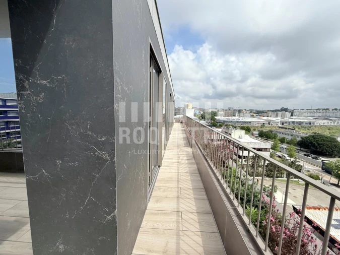 Apartamento T4 para Venda em Matosinhos e Leça da Palmeira Foto 2