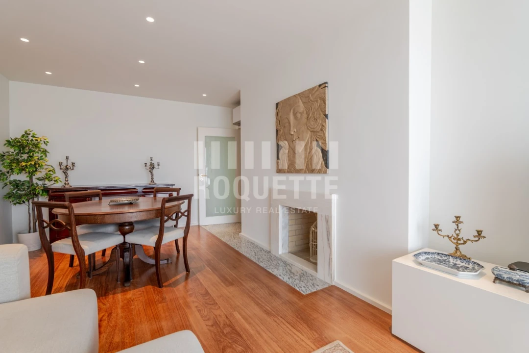 Apartamento T2 para Venda em Aldoar, Foz do Douro e Nevogilde Foto 3