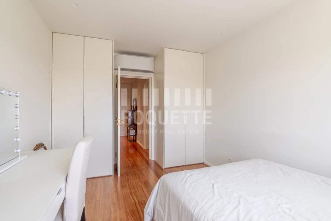 Apartamento T2 para Venda em Aldoar, Foz do Douro e Nevogilde Foto 31