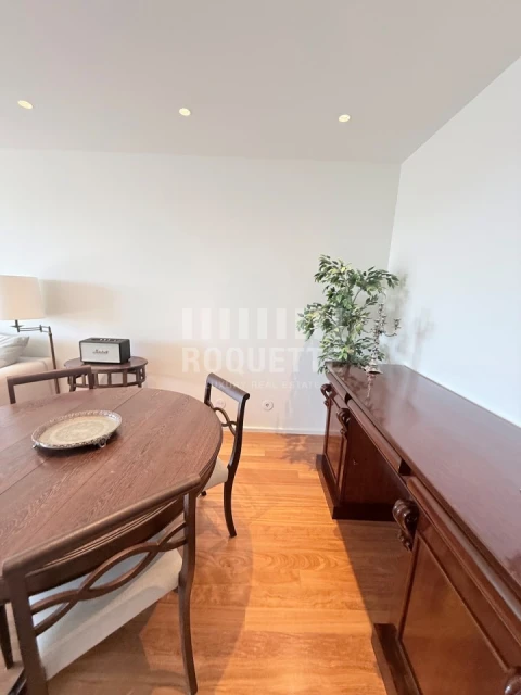 Apartamento T2 para Venda em Aldoar, Foz do Douro e Nevogilde