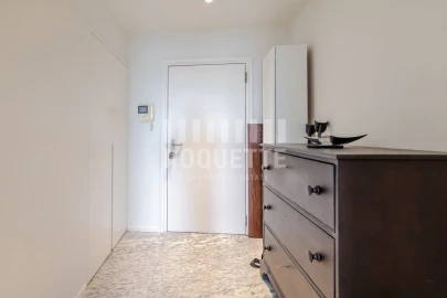 Apartamento T2 para Venda em Aldoar, Foz do Douro e Nevogilde