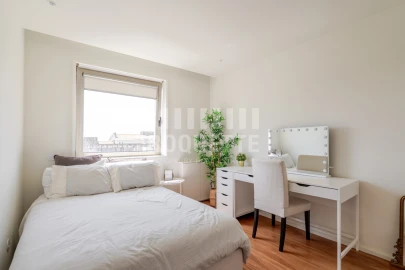 Apartamento T2 para Venda em Aldoar, Foz do Douro e Nevogilde