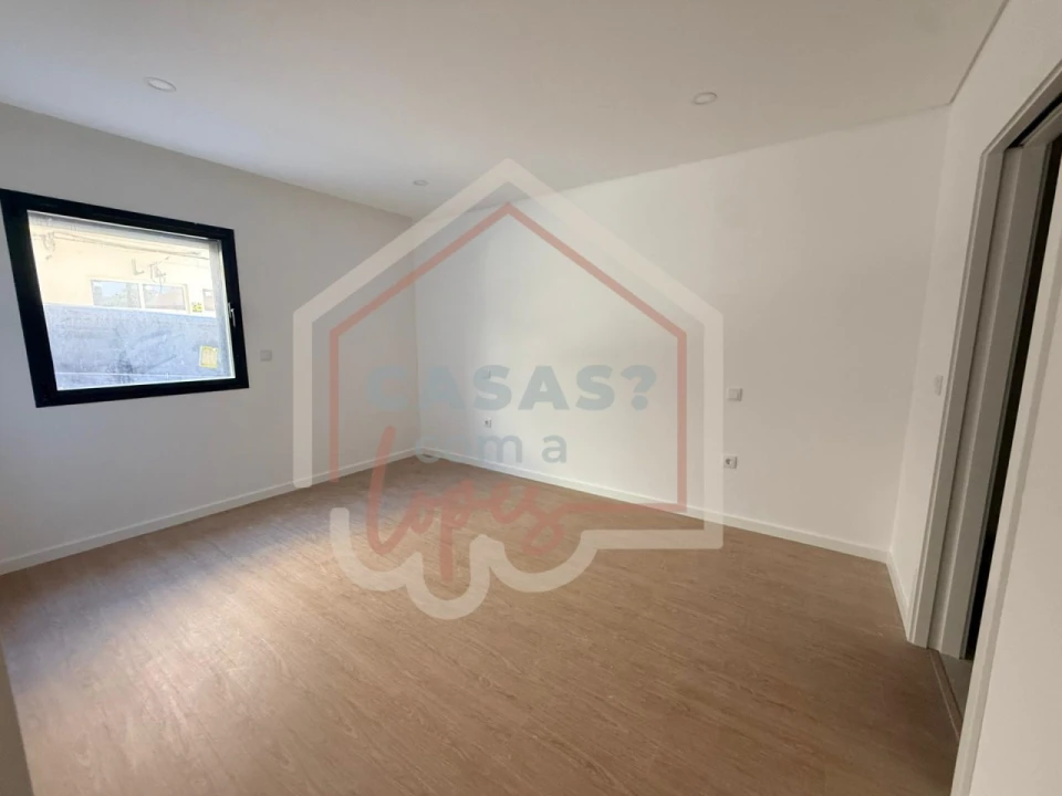 Apartamento T2 para Venda em Esgueira Foto 8