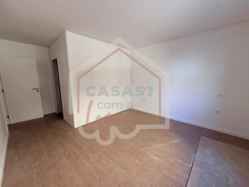 Apartamento T2 para Venda em Esgueira