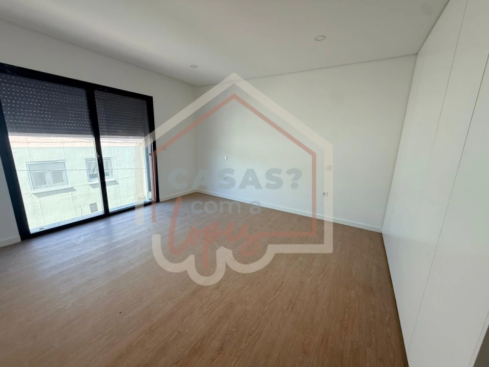 Apartamento T2 para Venda em Esgueira Foto 7
