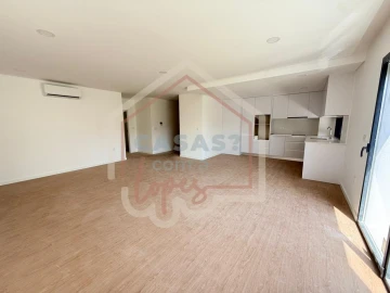 Apartamento T2 para Venda em Esgueira