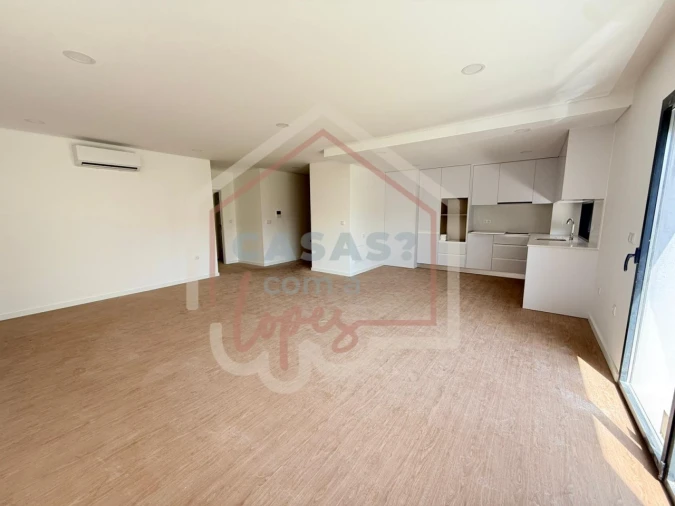 Apartamento T2 para Venda em Esgueira Foto 3