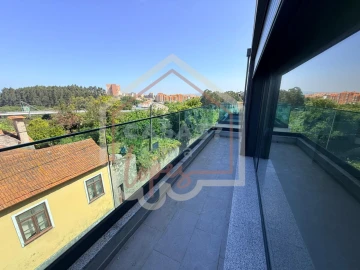 Apartamento T2 para Venda em Esgueira