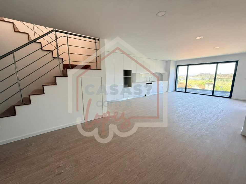 Apartamento T2 para Venda em Esgueira Foto 2