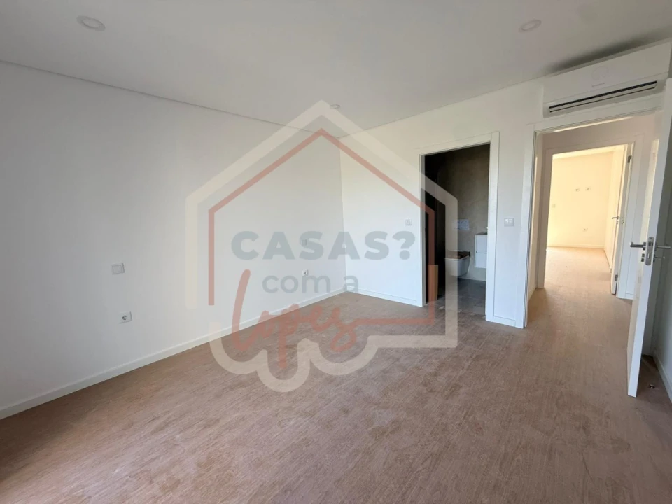Apartamento T2 para Venda em Esgueira Foto 6