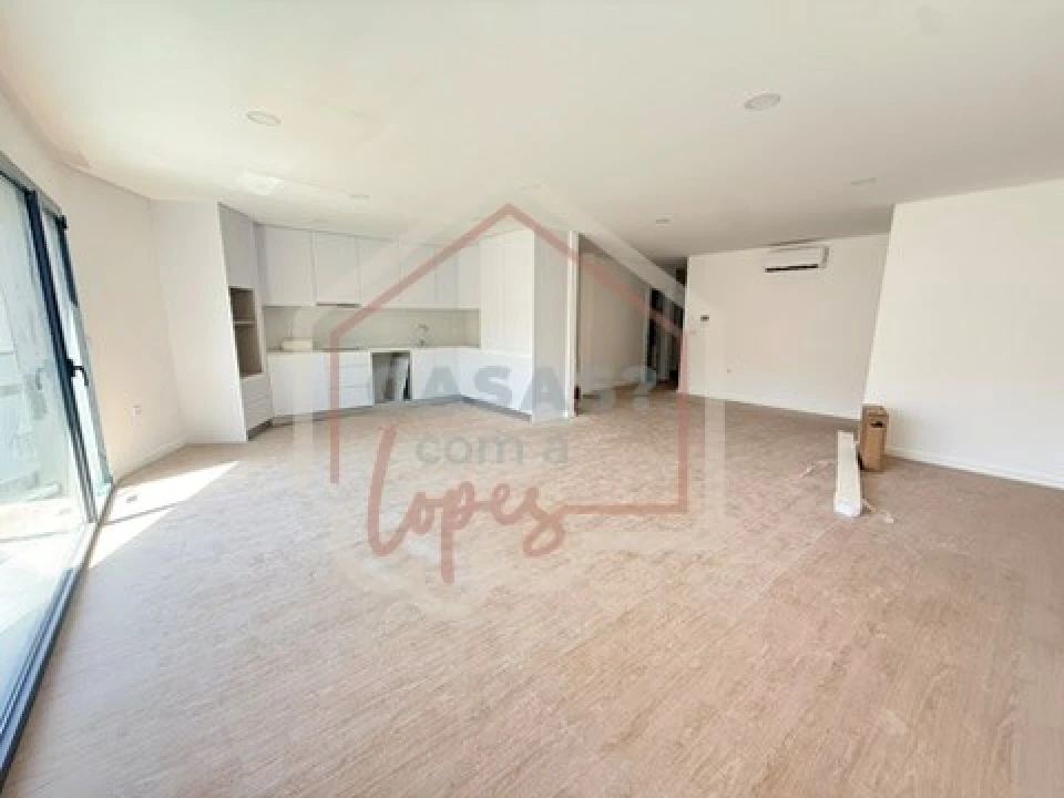 Apartamento T3 para Venda em Esgueira Foto 4