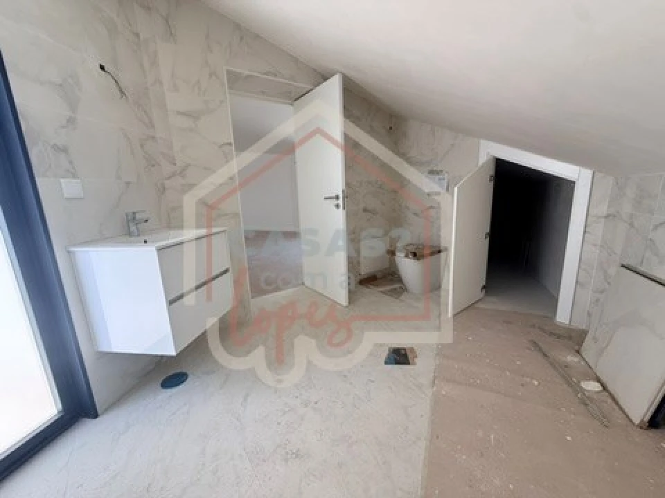 Apartamento T3 para Venda em Esgueira Foto 14