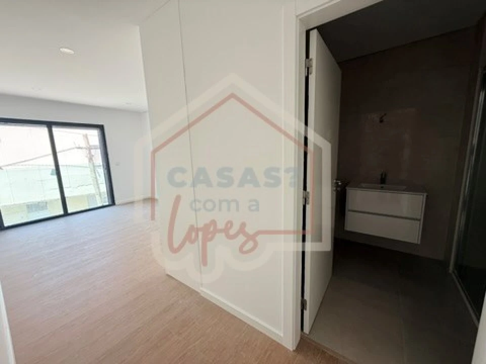 Apartamento T2 para Venda em Esgueira Foto 7