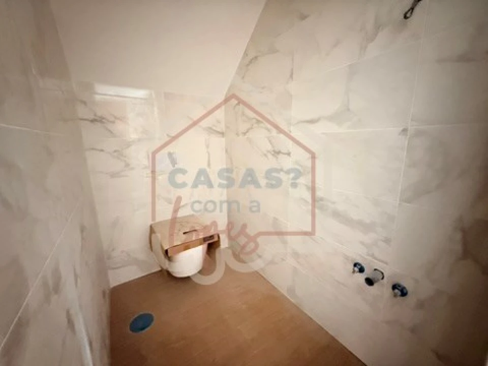Apartamento T2 para Venda em Esgueira Foto 10