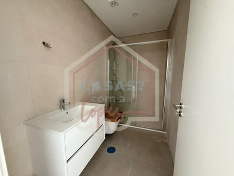 Apartamento T2 para Venda em Esgueira Foto 11
