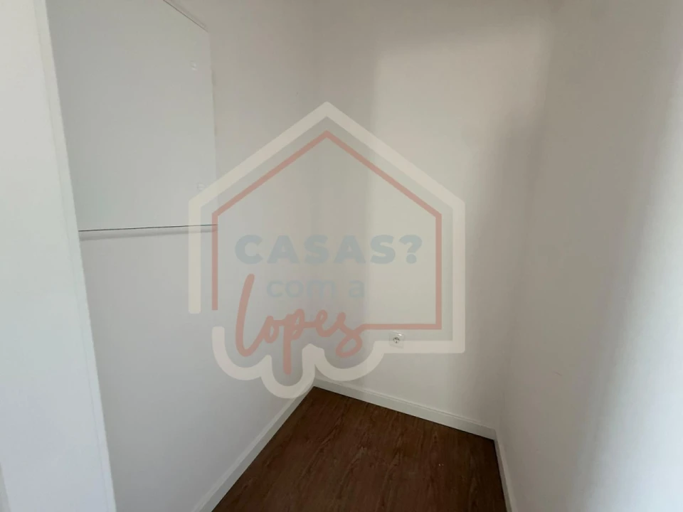 Apartamento T3 para Venda em Esgueira Foto 4