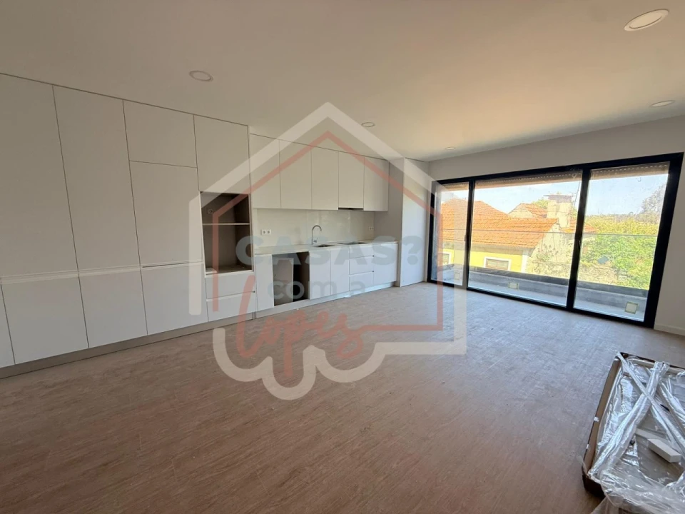 Apartamento T2 para Venda em Esgueira Foto 2