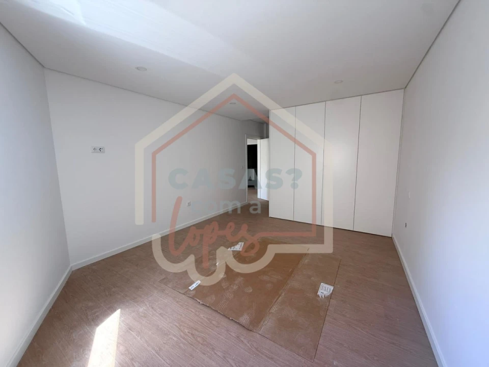 Apartamento T1 para Venda em Esgueira Foto 5