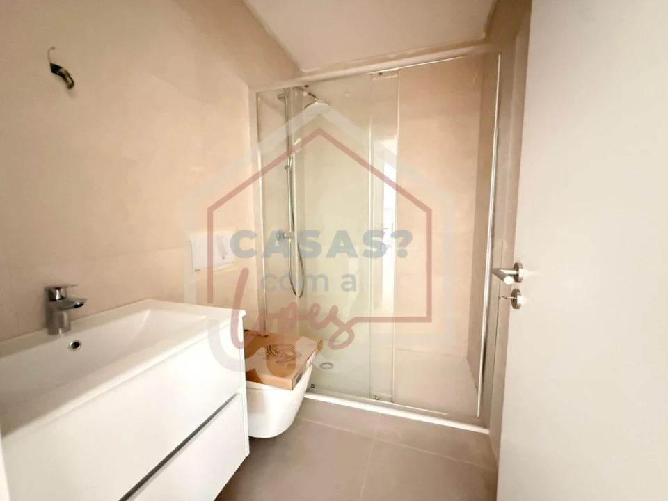 Apartamento T1 para Venda em Esgueira Foto 8