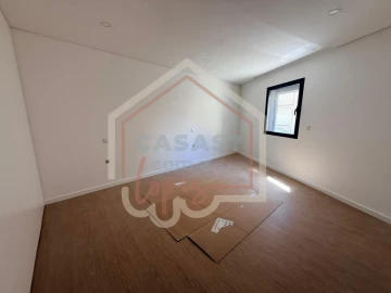 Apartamento T1 para Venda em Esgueira