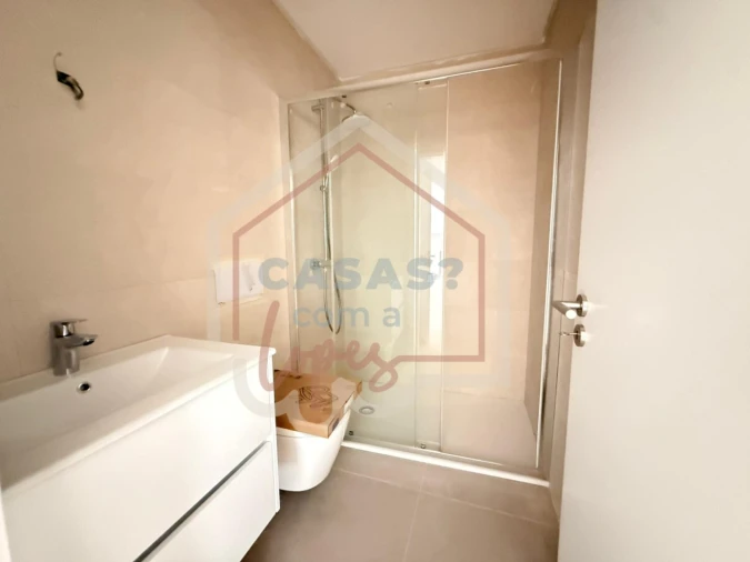 Apartamento T1 para Venda em Esgueira Foto 8