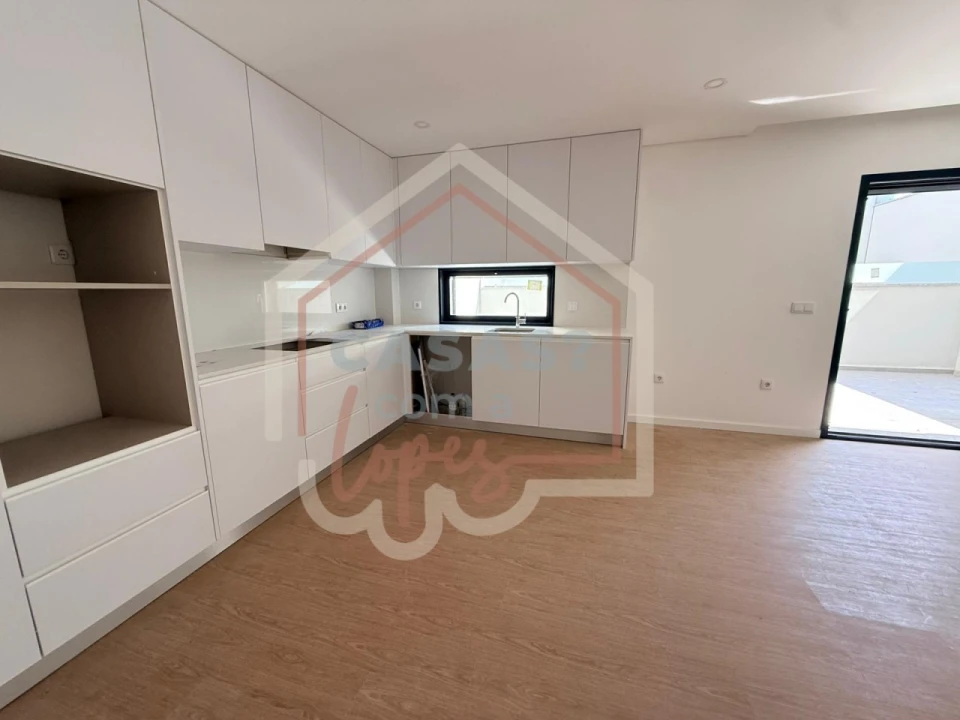 Apartamento T2 para Venda em Esgueira Foto 2