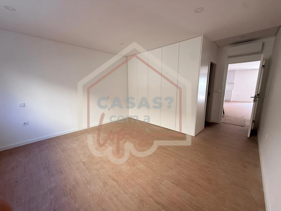 Apartamento T2 para Venda em Esgueira Foto 11