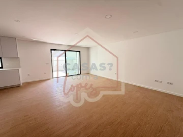 Apartamento T2 para Venda em Esgueira