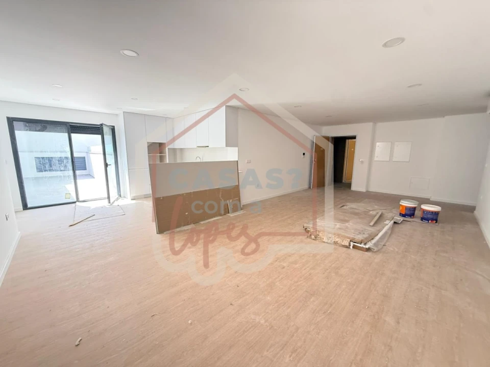 Apartamento T2 para Venda em Esgueira Foto 5