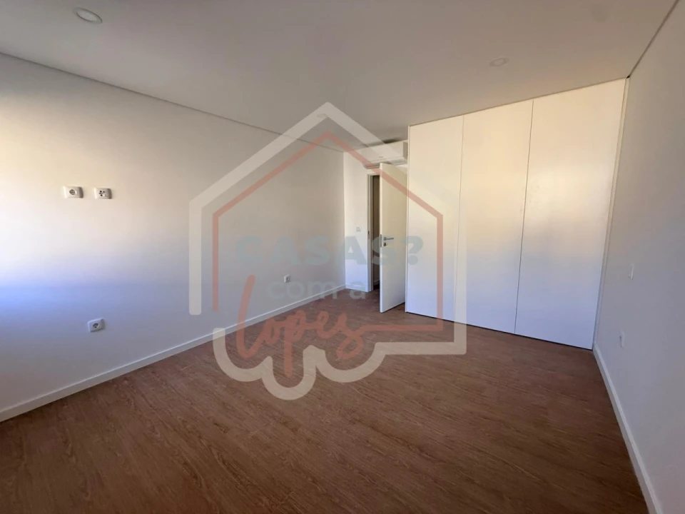 Apartamento T2 para Venda em Esgueira Foto 8