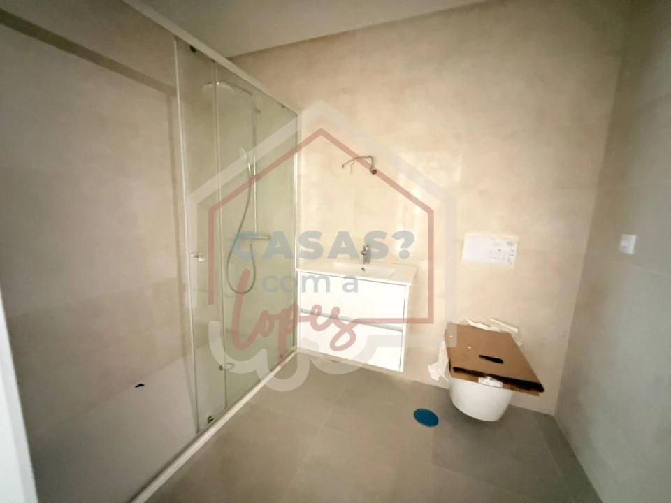 Apartamento T2 para Venda em Esgueira Foto 9