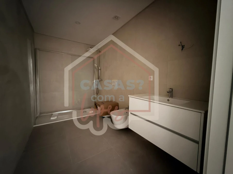 Apartamento T2 para Venda em Esgueira Foto 10