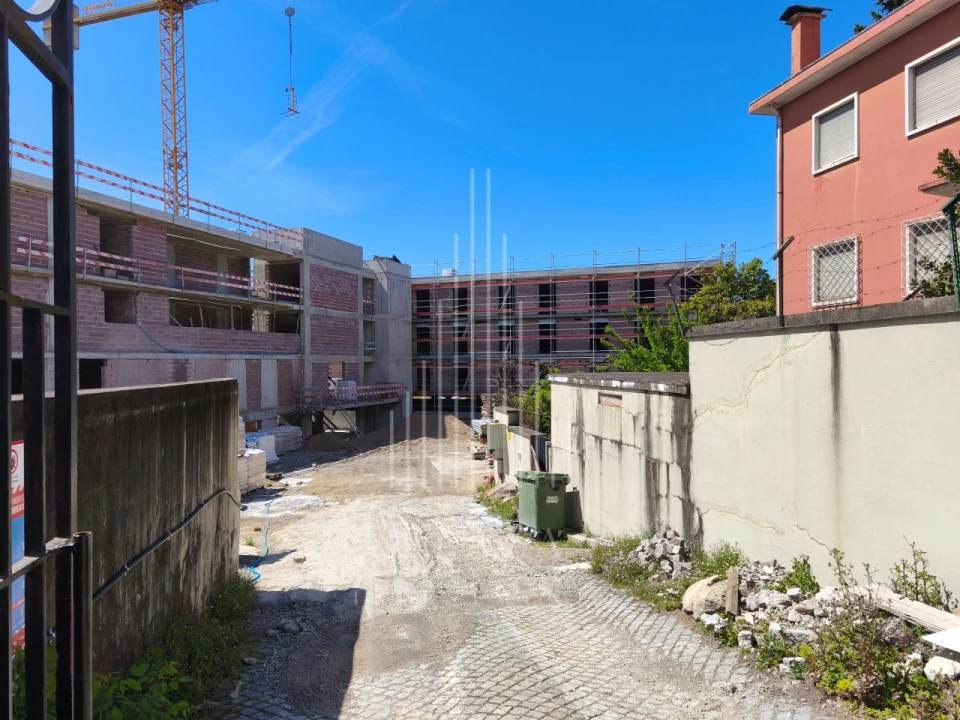 Apartamento T1 para Venda em Paranhos Foto 7