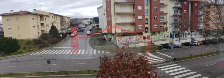 Quarto para Arrendamento em Mirandela