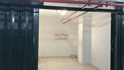 Garagem para Venda em Parque das Nações