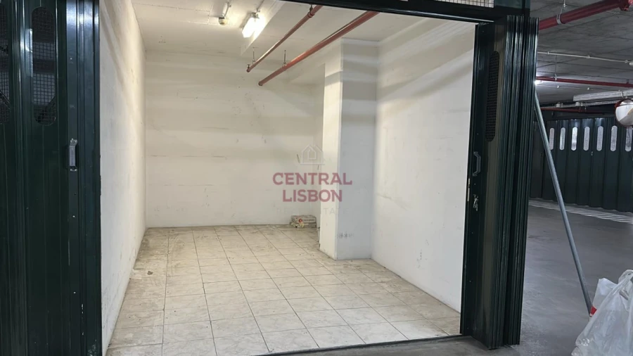 Garagem para Venda em Parque das Nações