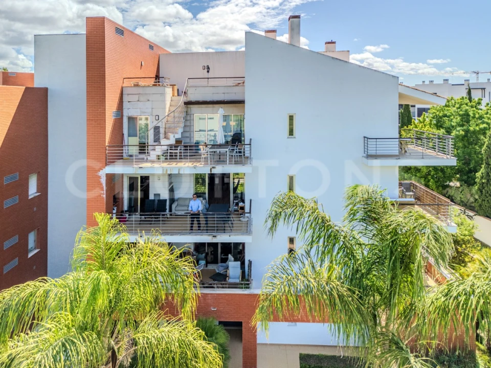 Apartamento T2 para Venda em Quarteira Foto 15