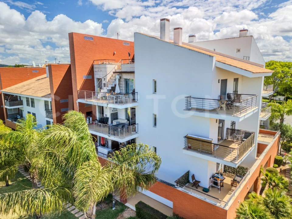 Apartamento T2 para Venda em Quarteira Foto 16