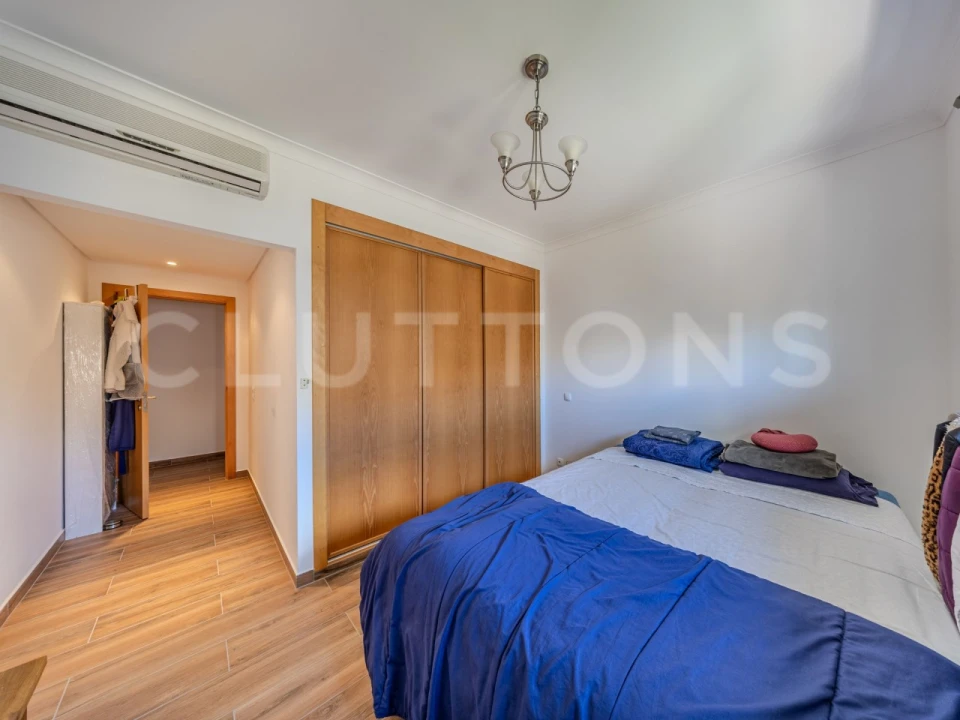 Apartamento T2 para Venda em Quarteira Foto 20