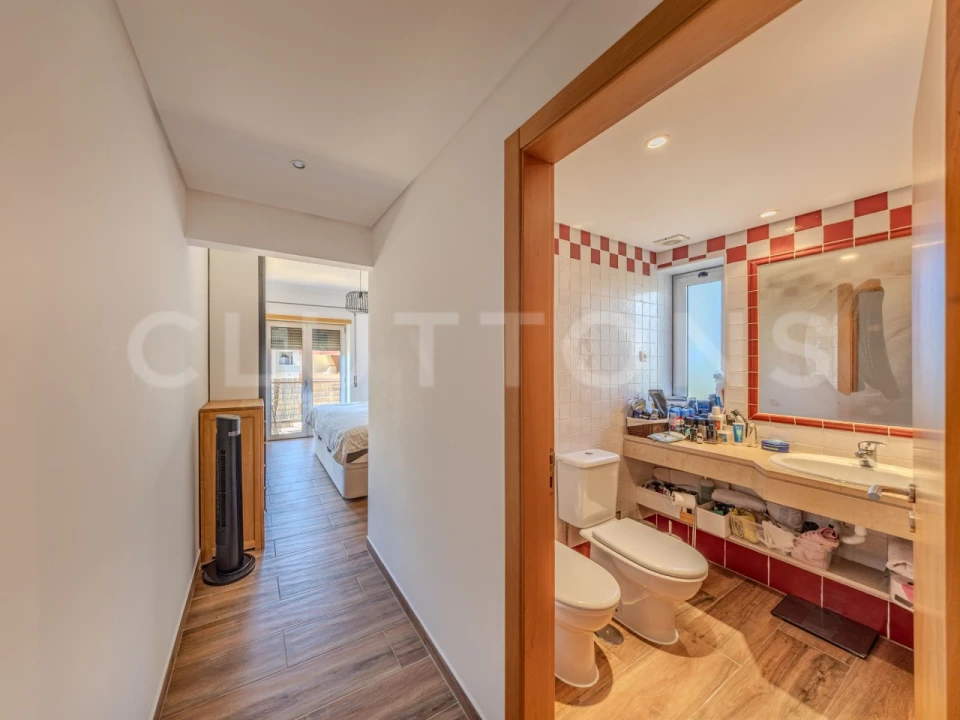 Apartamento T2 para Venda em Quarteira Foto 21