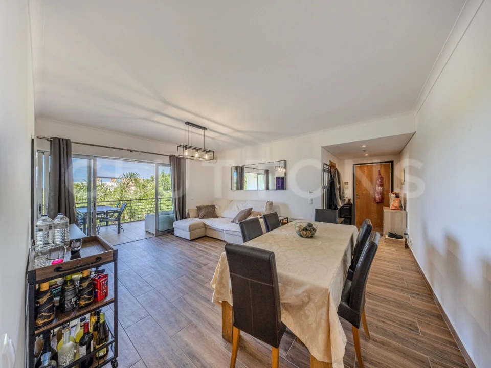 Apartamento T2 para Venda em Quarteira Foto 7