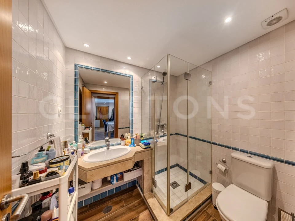 Apartamento T2 para Venda em Quarteira Foto 18