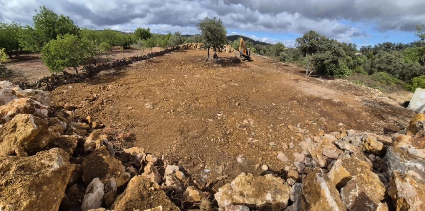 Terreno para Venda em São Brás de Alportel Foto 4