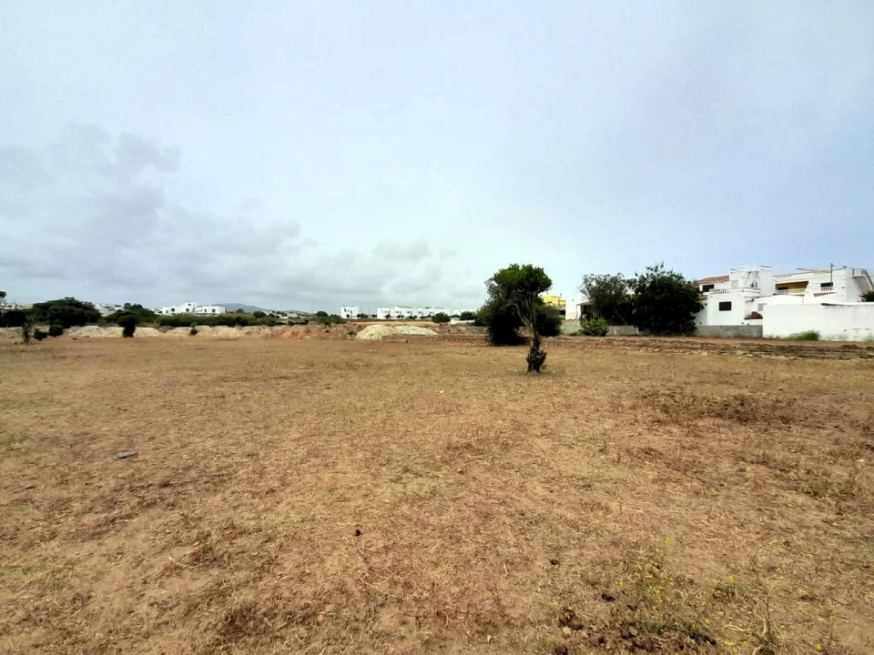 Terreno para Venda em Quelfes Foto 18
