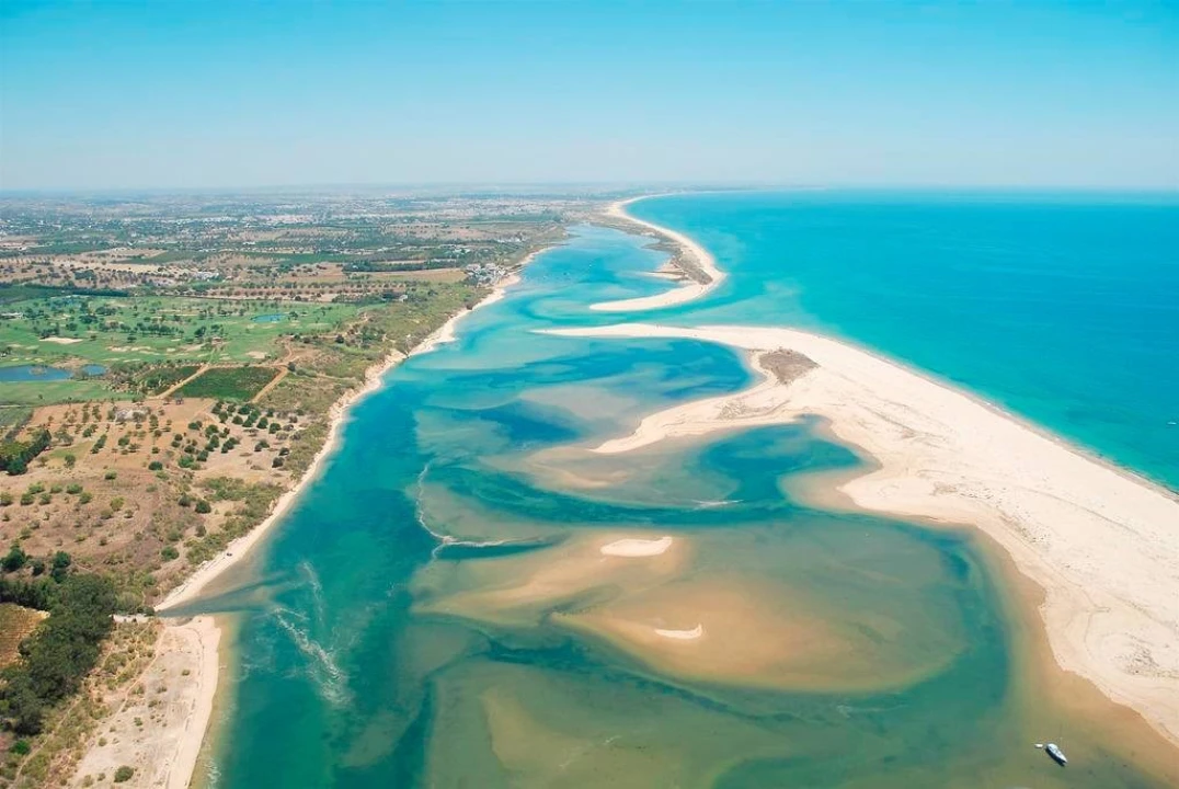 Moradia T4 para Venda em Tavira (Santa Maria e Santiago) Foto 16