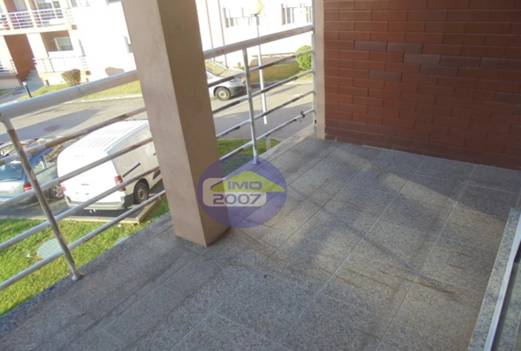 Apartamento T2 para Venda em Canelas Foto 15